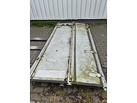 Trailerdeur - rvs beslag - vrachtwagen onderdeel - afbeelding 4 van  4