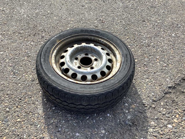 Trailermaxx 195x50r13c band met velg - afbeelding 1 van  6