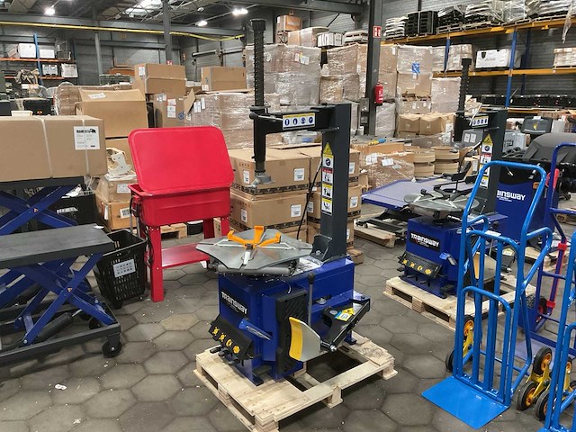 Trainsway zh626 autobandenwisselaar - afbeelding 5 van  6