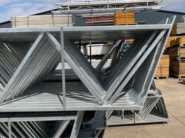 Tralie spant (8 mtr) (5x) - afbeelding 3 van  17