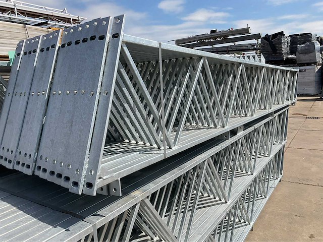 Tralie spant (8 mtr) (5x) - afbeelding 3 van  5