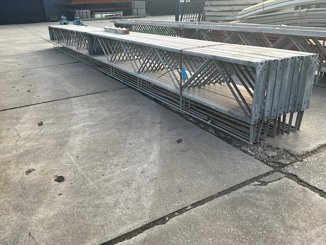 Traliespant (6.40mtr) (10x) - afbeelding 1 van  3