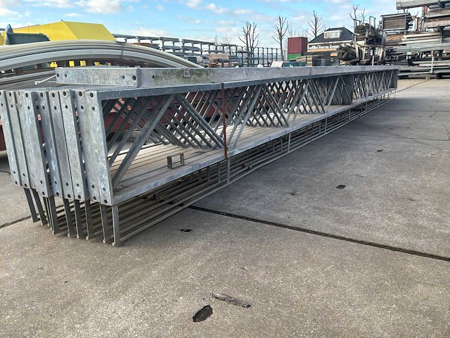 Traliespant (6.40mtr) (11x) - afbeelding 1 van  7