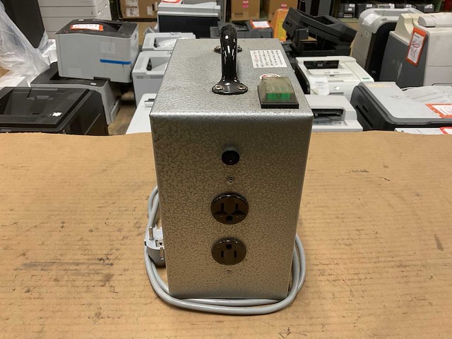 Tramag d1611 autotransformer - afbeelding 1 van  1