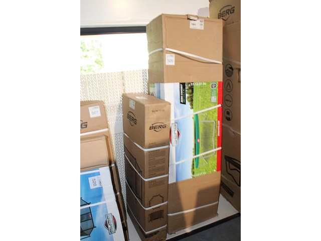 Trampoline berg favorit, doorsnede 380 cm, incl. safety net. nieuw in twee dozen. - afbeelding 2 van  3