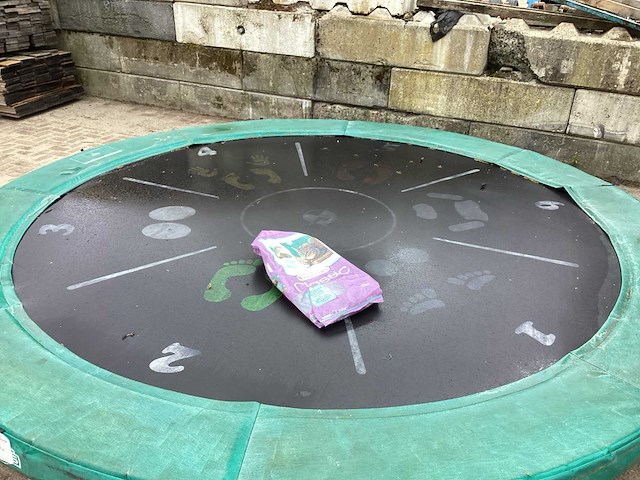 Trampoline - afbeelding 4 van  4