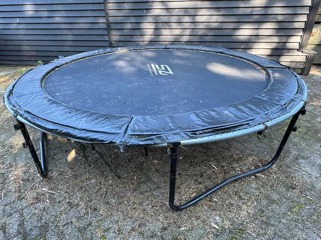 Trampoline - afbeelding 1 van  3