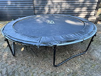Trampoline - afbeelding 1 van  3