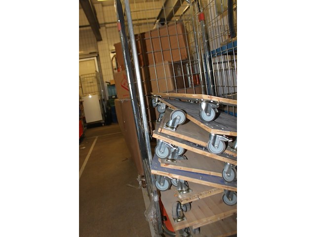 Trandsport winkel hondjes ca 10 stuks - afbeelding 5 van  9