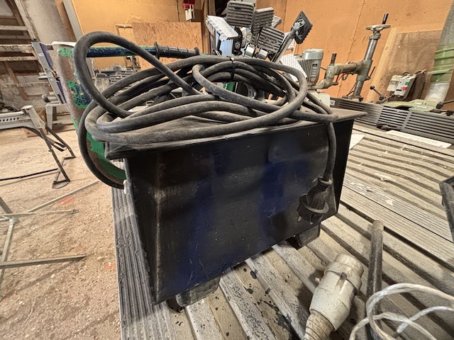 Transformator - afbeelding 1 van  3