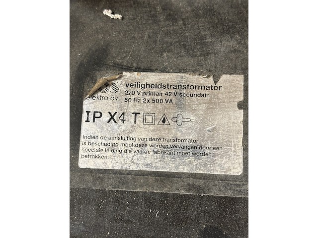 Transformator - afbeelding 2 van  3