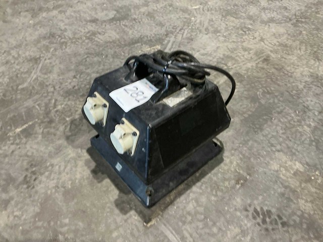 Transformator - afbeelding 2 van  4