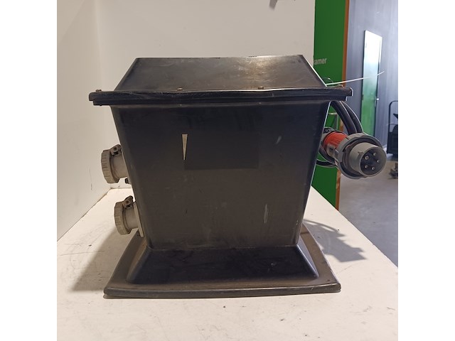 Transformatorkast, 400v/110v - afbeelding 9 van  9