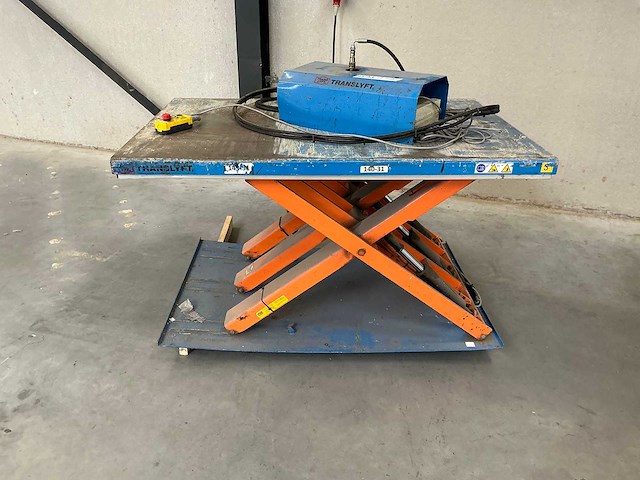 Translift - 2001 - 1500 f - hefplateau - afbeelding 4 van  5
