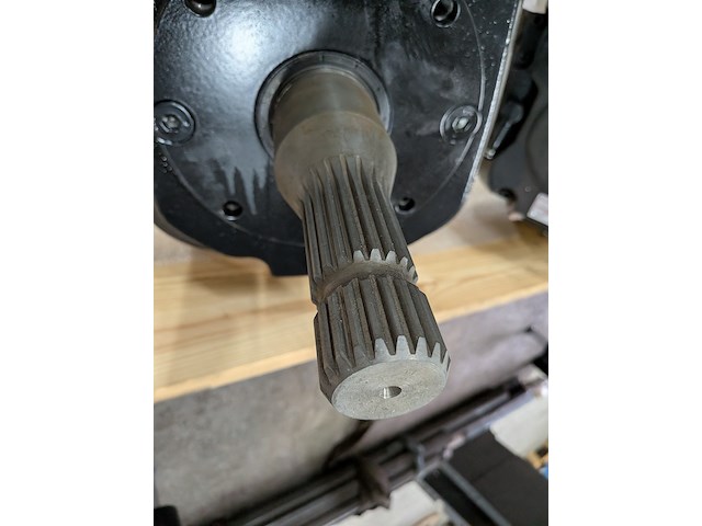 Transmissiekast zuidberg, 42118799b, bouwjaar 2023 - afbeelding 9 van  10