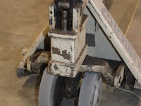 Transpallet grijs crown 2000kg - afbeelding 7 van  8