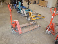 Transpallet rood a.t.i.b. 2500kg - afbeelding 1 van  12