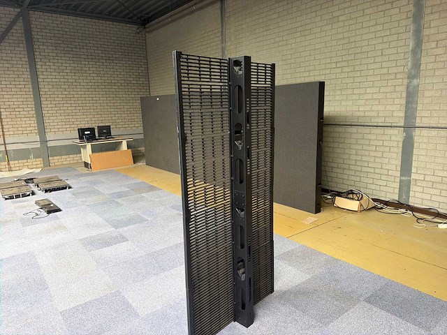 Transparant led videowandpaneel - afbeelding 2 van  3