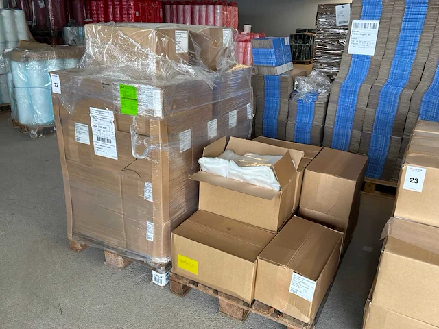 Transparante ldpe vellen (1400 x 1400 mm) (7400x) - afbeelding 2 van  3