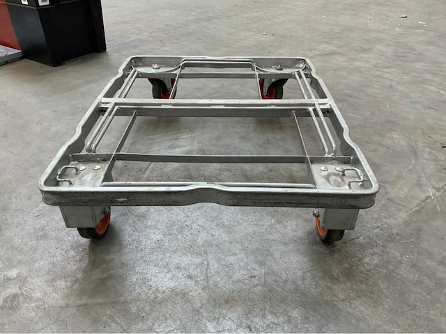 Transport dolly met 2 bakken en deksel (5x) - afbeelding 7 van  10