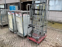 Transport karren met isolatie platen - afbeelding 2 van  9