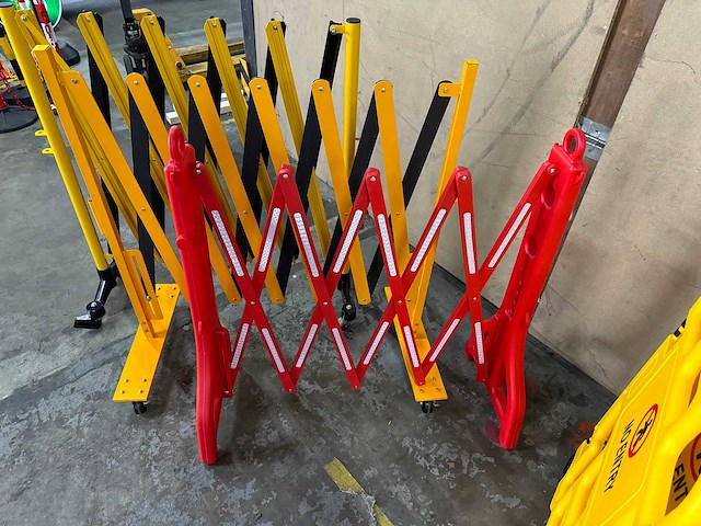 Transport & logistics (4x) - afbeelding 3 van  5