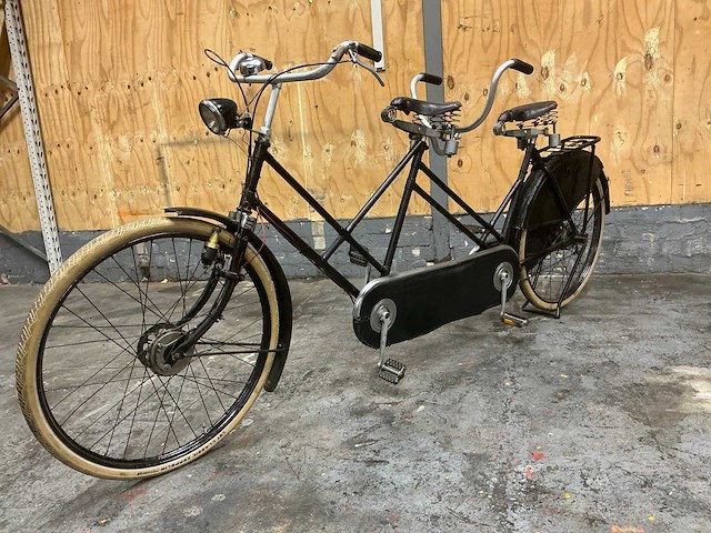 Transport tandem vintage oldtimer tandem - afbeelding 1 van  25
