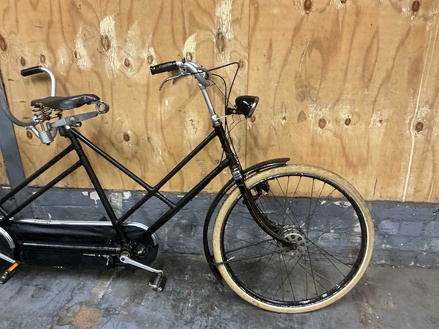 Transport tandem vintage oldtimer tandem - afbeelding 18 van  25