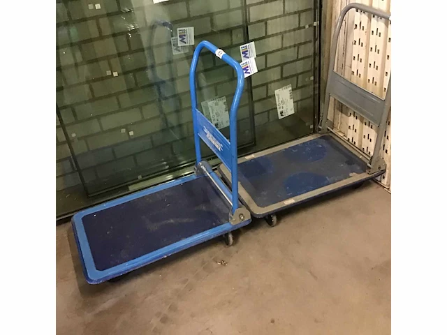 Transport wagen (2x) - afbeelding 1 van  2