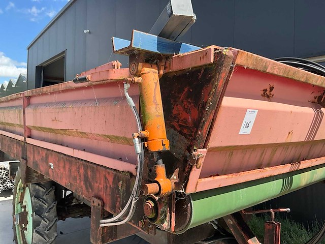 Transport wagen met transportband - afbeelding 2 van  10