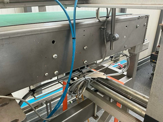 Transportband met motor - afbeelding 11 van  12