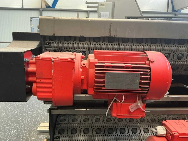 Transportband rollenbaan breed met motor (3x) - afbeelding 13 van  15