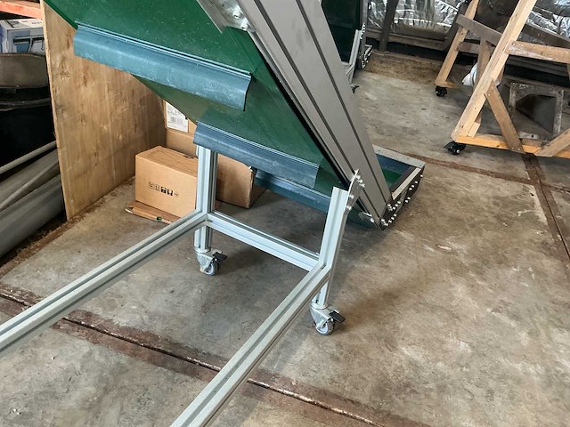 Transportbanden en vijzelsysteem met doseertrechter – onderdeel van complete lijn (zie combikavel 5) - afbeelding 15 van  23