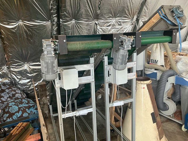 Transportbanden en vijzelsysteem met doseertrechter – onderdeel van complete lijn (zie combikavel 5) - afbeelding 17 van  23