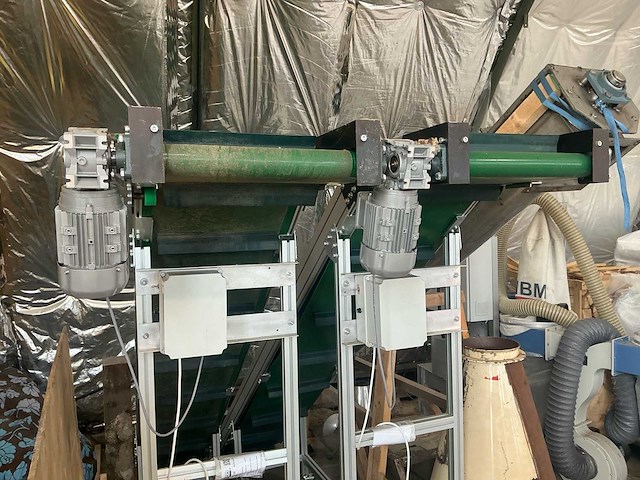 Transportbanden en vijzelsysteem met doseertrechter – onderdeel van complete lijn (zie combikavel 5) - afbeelding 18 van  23