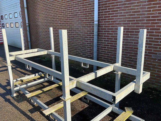 Transportbok gegalvaniseerd 320x120x75cm v.v. heftrucksledes (2x) - afbeelding 2 van  4