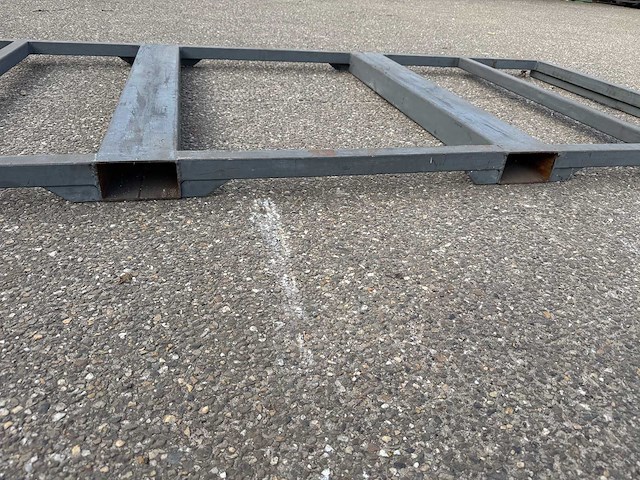 Transportframe 300x135cm v.v. heftrucksledes - afbeelding 2 van  3