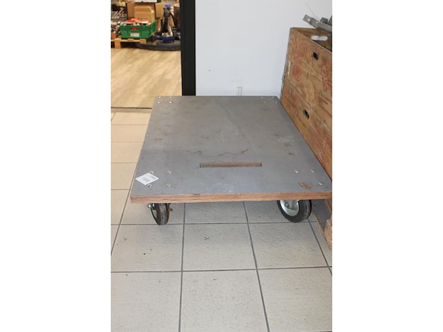 Transportkar met afmeting 122 x 84 cm. - afbeelding 2 van  2