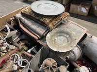 Transportkar met partij antiek - afbeelding 4 van  17