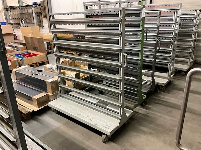 Transportkar voor magazijnbakken - afbeelding 1 van  5