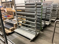 Transportkar voor magazijnbakken