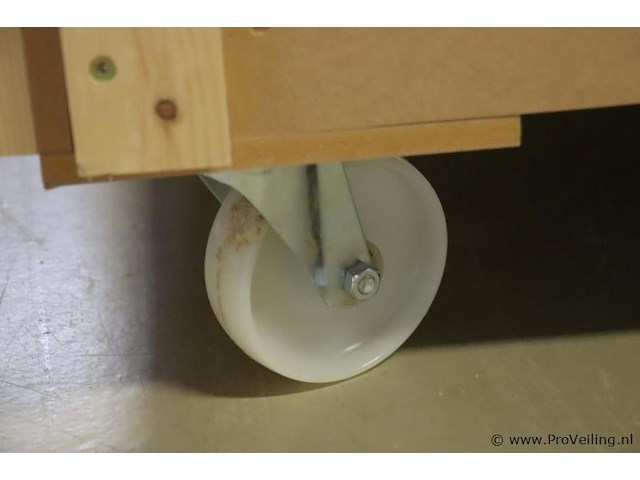 Transportkist (hout), verrijdbaar - afbeelding 6 van  7