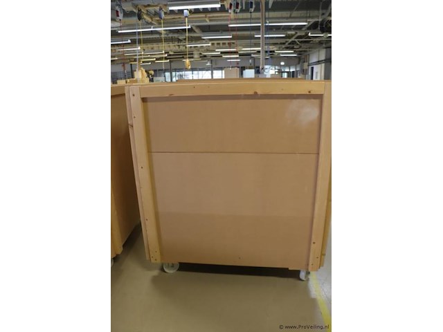 Transportkist (hout), verrijdbaar - afbeelding 3 van  7