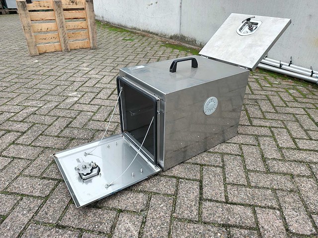 Transportkist onderbouw vrachtwagen - afbeelding 3 van  7