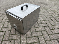 Transportkist onderbouw vrachtwagen - afbeelding 6 van  7