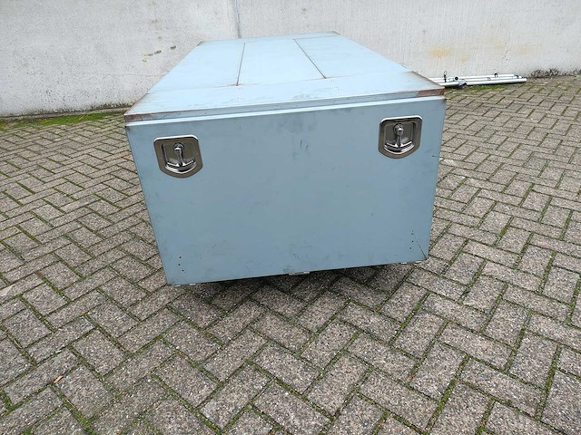 Transportkist onderbouw vrachtwagen - afbeelding 7 van  14