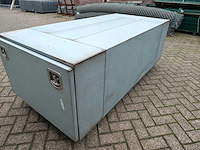 Transportkist onderbouw vrachtwagen - afbeelding 10 van  14