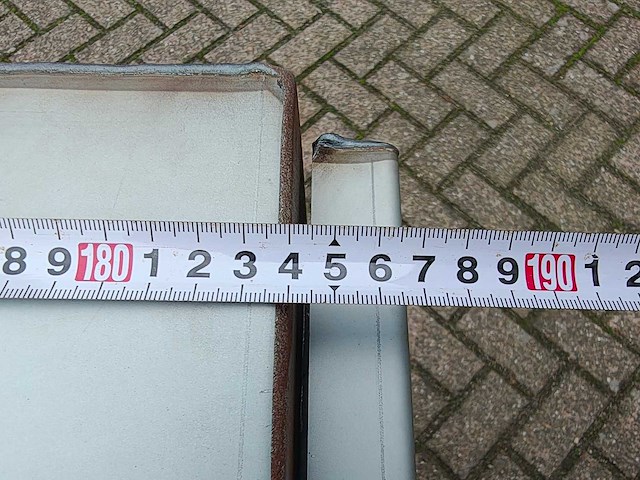 Transportkist onderbouw vrachtwagen - afbeelding 3 van  13