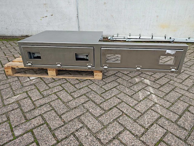 Transportkist onderbouw vrachtwagen - afbeelding 1 van  5
