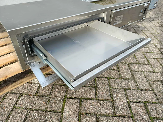 Transportkist onderbouw vrachtwagen - afbeelding 9 van  11